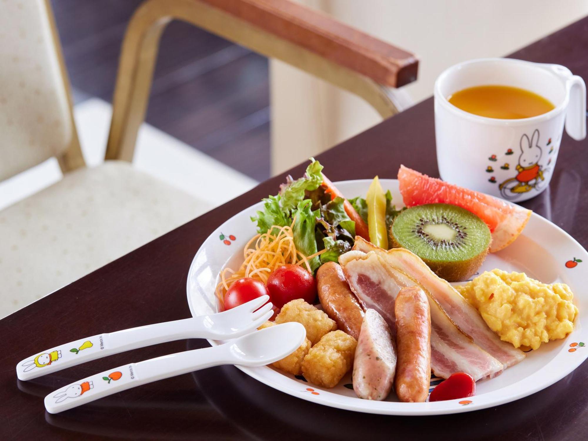 Hotel Amsterdam Huis Ten Bosch Сасебо Екстериор снимка